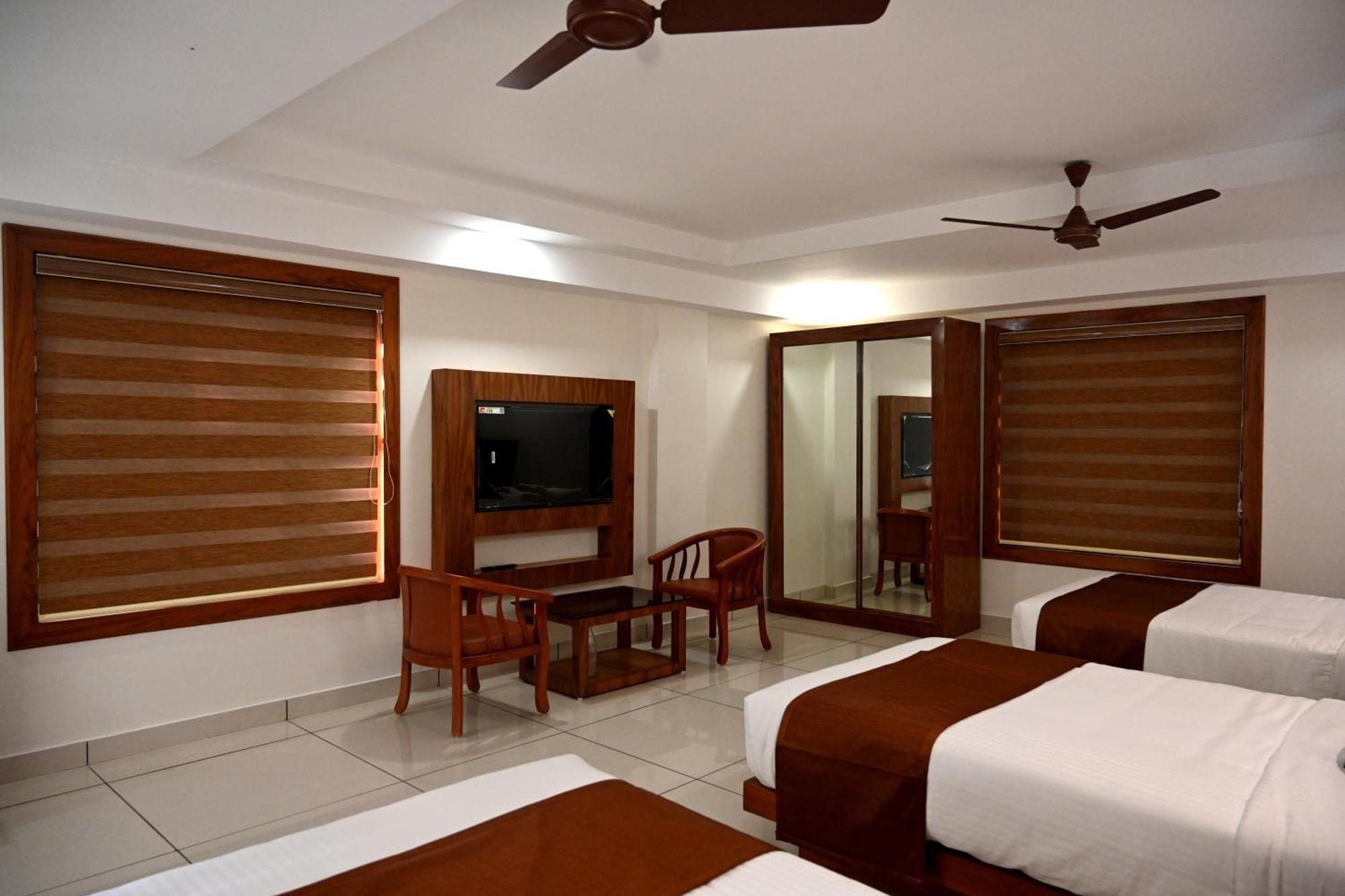 Hotel Harley Residency Kannur Exterior foto