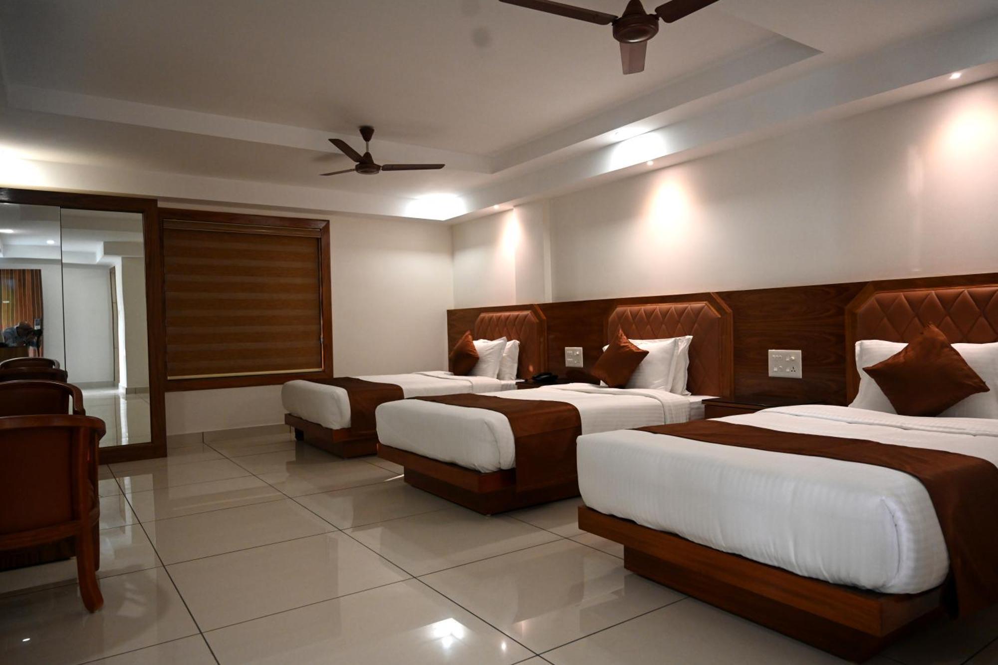 Hotel Harley Residency Kannur Exterior foto