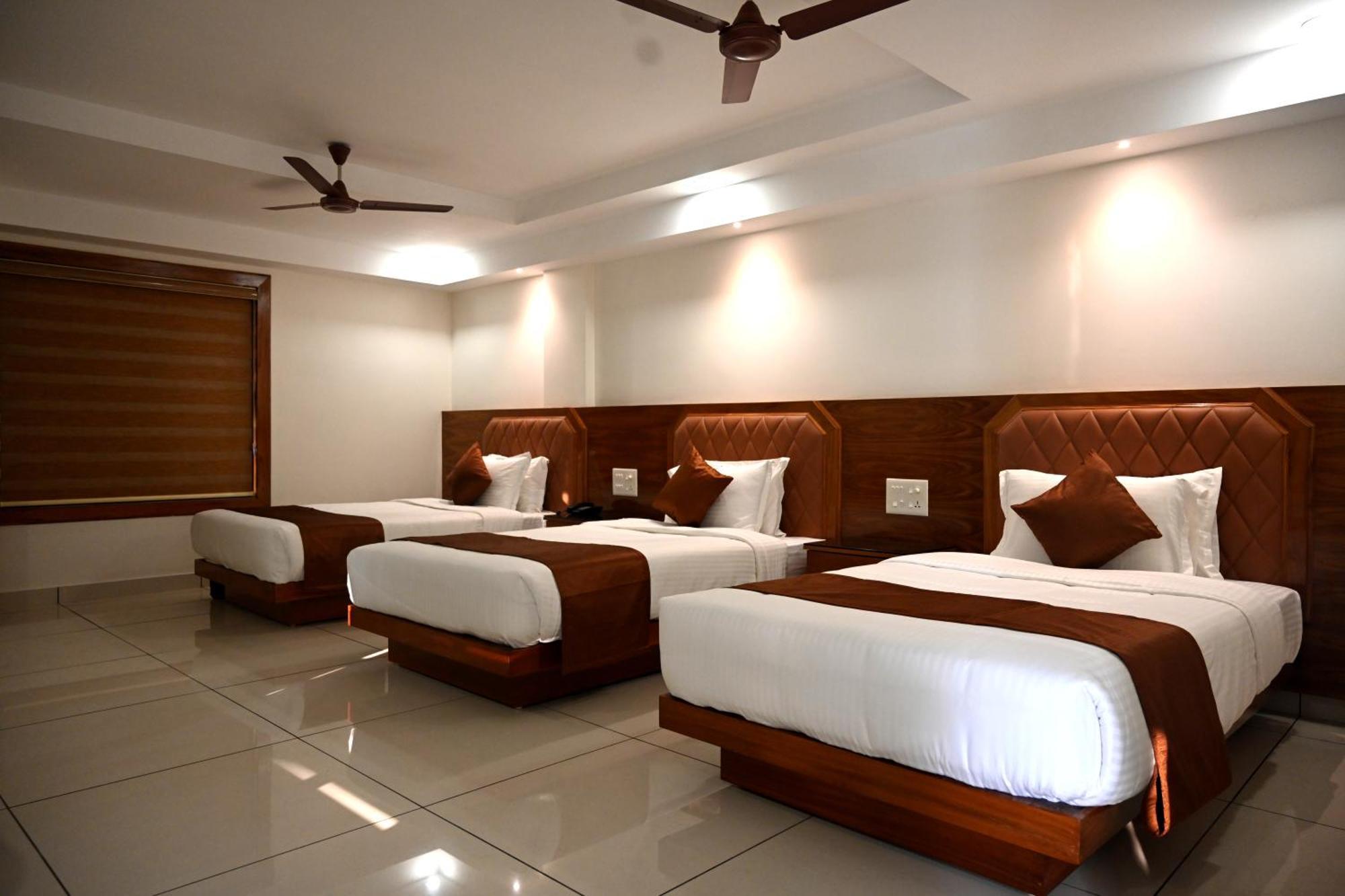 Hotel Harley Residency Kannur Exterior foto